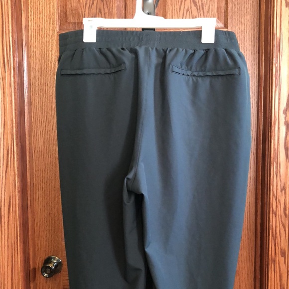 NEW LISTING! FLX Dynamic Stretch Joggers - Picture 2 of 7